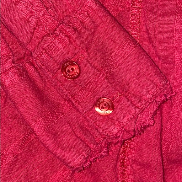 Button up - Picture 2 of 4